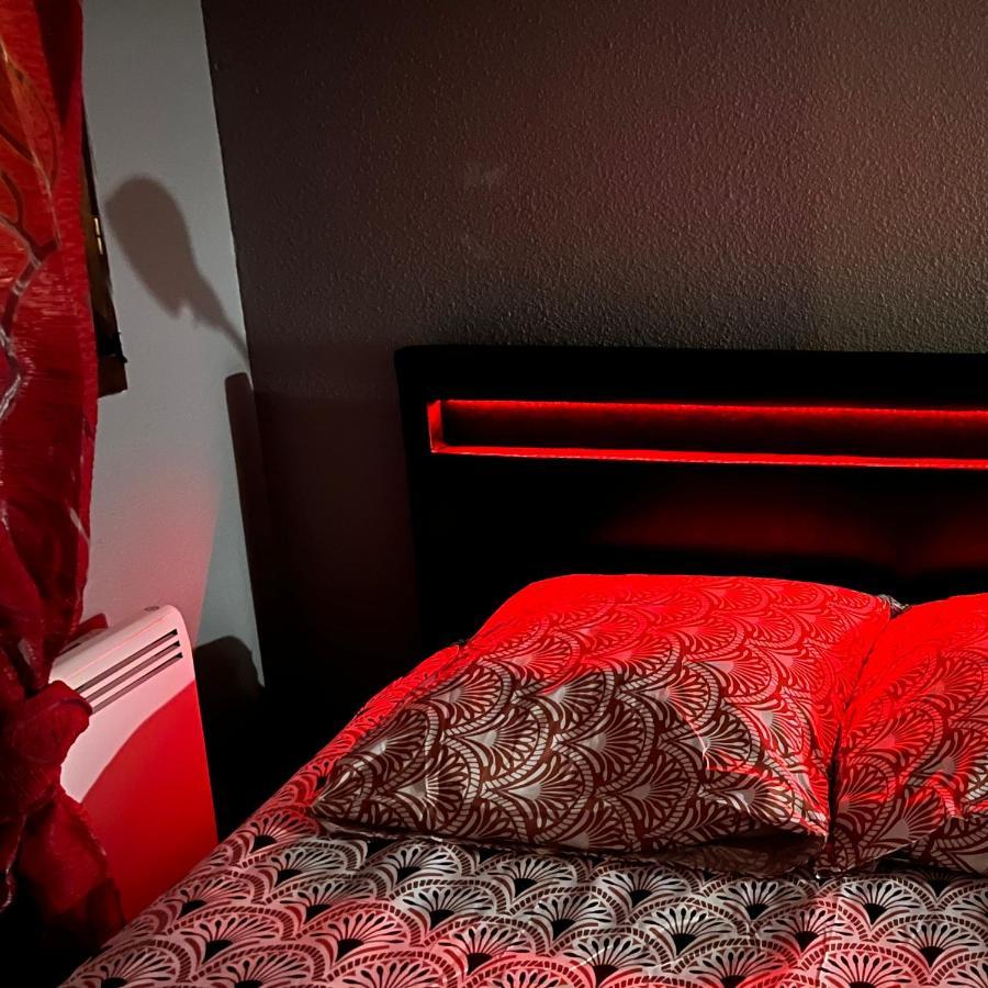 Le Red Escape A 15Min Du Centre Avec Parking Prive Gratuit Lägenhet Annecy Exteriör bild